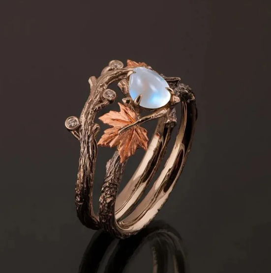 Golden Maple Leaf Ring