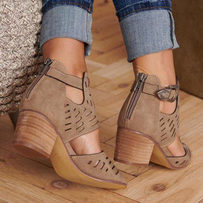 Classic Vintage Shoes with a Flattering Fit