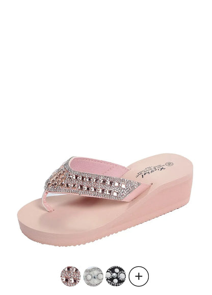 Subtly Elegant Slippers with a Refined Vintage Look