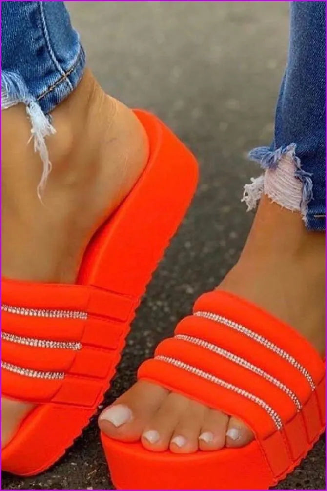 Subtly Elegant Slippers with a Refined Vintage Look