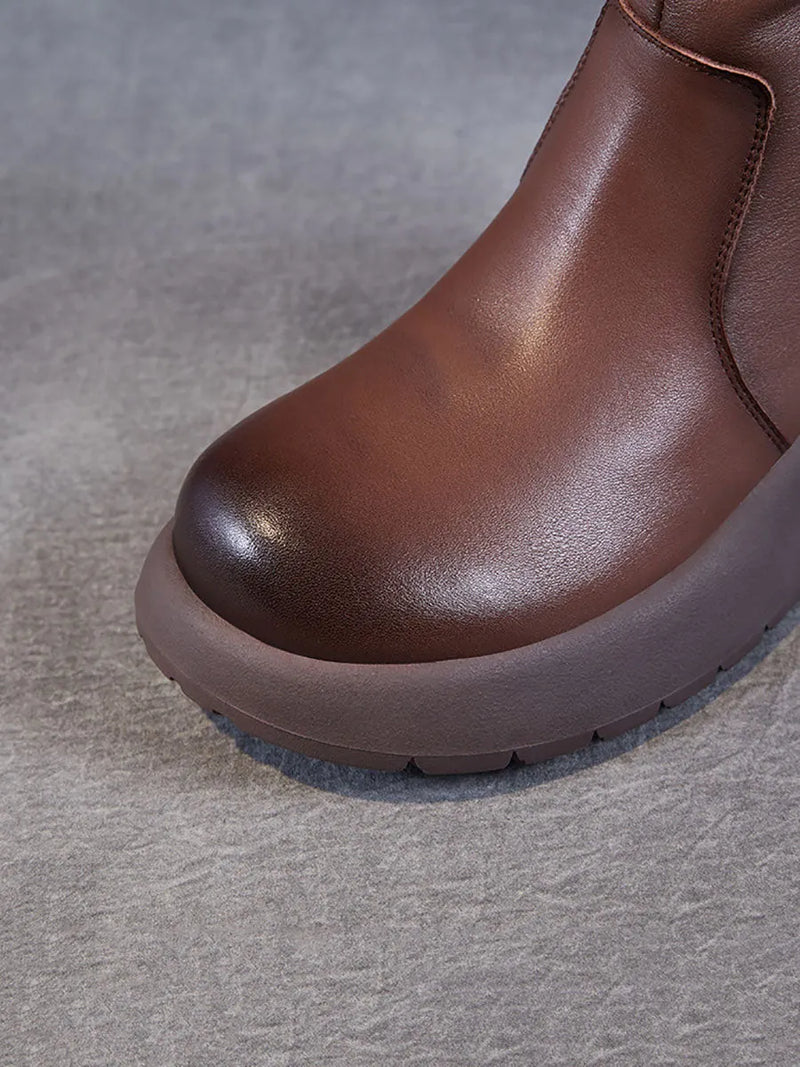 Beautifully Finished Boots in a Timeless Design
