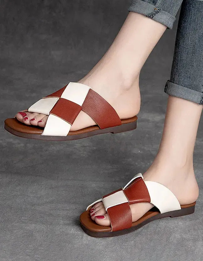 Casually Elegant Slippers with a Refined Edge