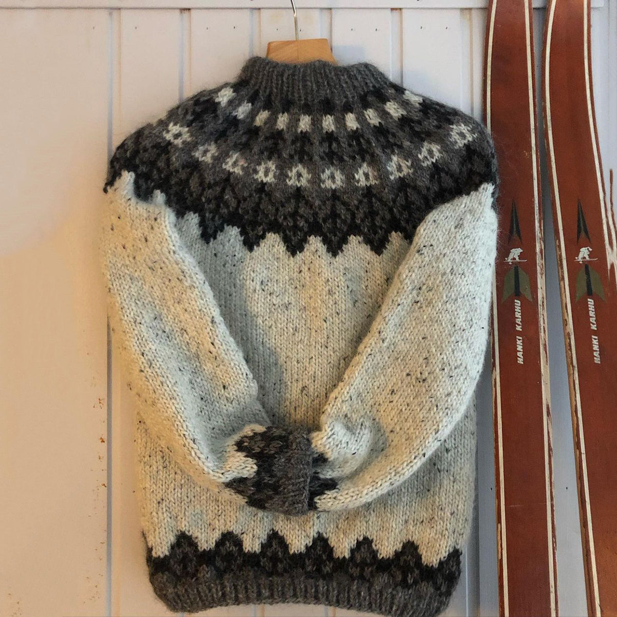 Vintage Warmth Valmis Knit Jacquard Icelandic Crew Neck Sweater（Unisex ） elevenforest
