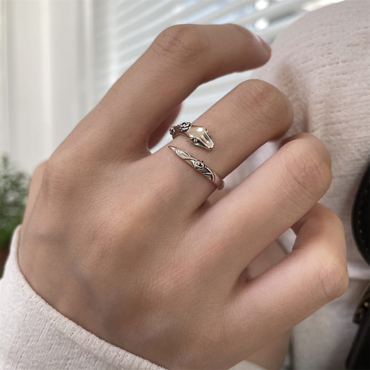 Rebirth of Power Ouroboros Rose Ring