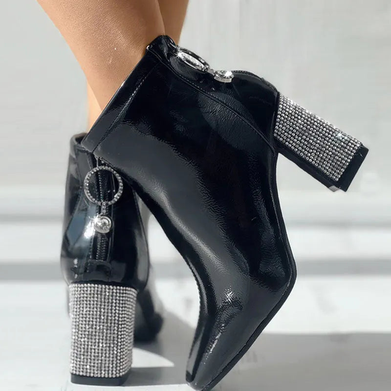 Finely Styled Shoes with a Classic Vintage Look