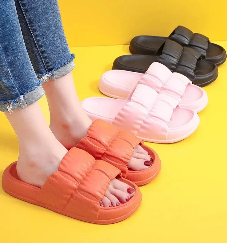Elegantly Styled Slippers for Everyday Wear