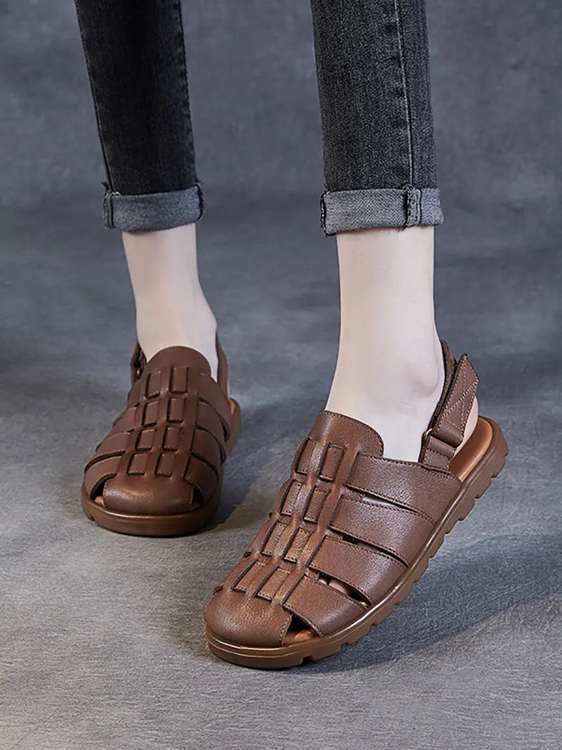 Casually Elegant Slippers with a Refined Edge