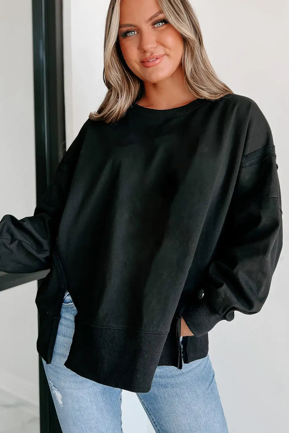 Edgy Black Drop Shoulder Sweatshirt With Slits