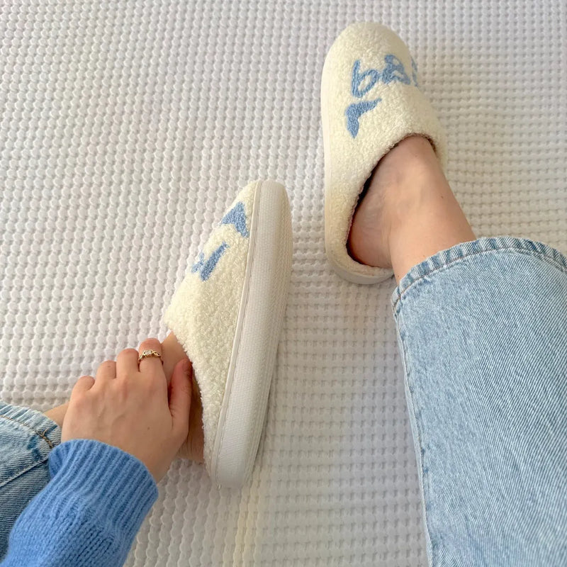 Casually Elegant Slippers with a Refined Edge