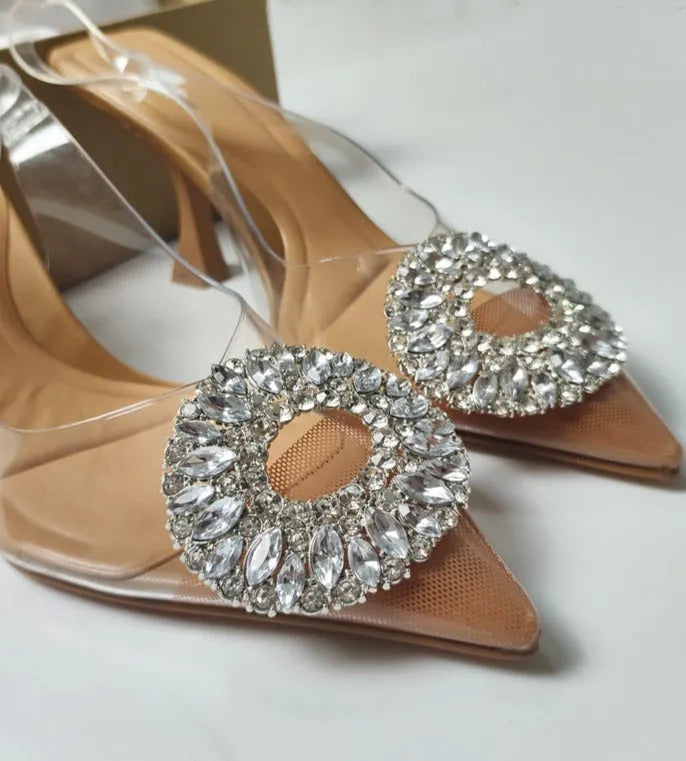 Beautifully Finished Heels in a Timeless Design