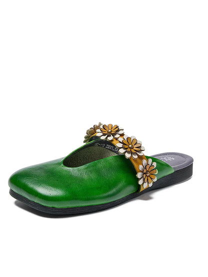 Elegantly Styled Slippers for Everyday Wear