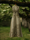 Viking-style Small V-neck Sleeveless Dress elevenforest