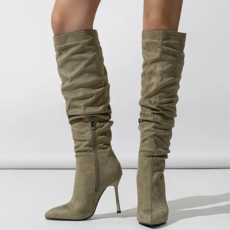 Classic Vintage Shoes with a Flattering Fit