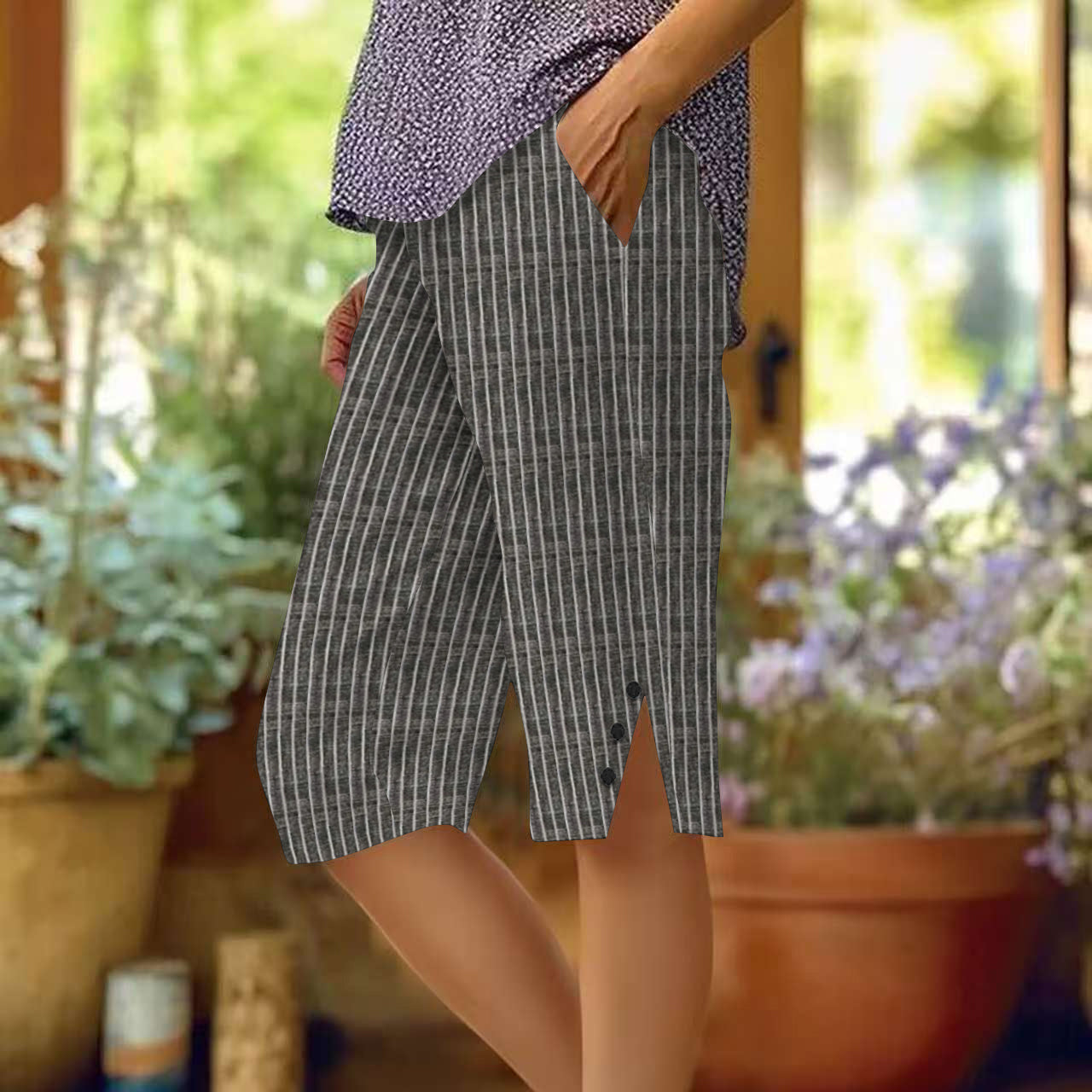 Retro Stripe Pattern Shabby Art Graphics Cozy Linen Shorts elevenforest