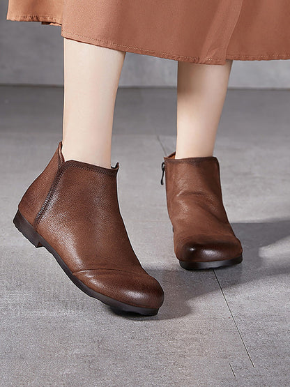 Finely Styled Boots with a Classic Vintage Look