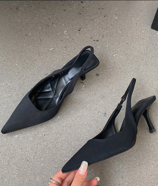 Beautifully Finished Heels in a Timeless Design