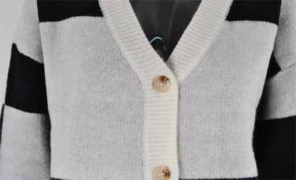 Autumn Winter ’s Plaid Stitching Knitwear Cardigan Sweater Coat