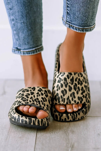 Leopard Print Thick Sole Slip on Slippers