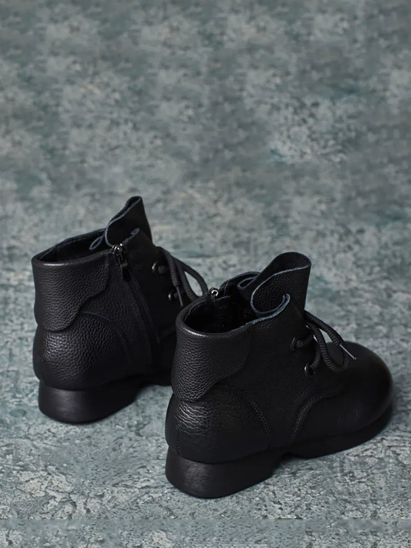 Finely Styled Boots with a Classic Vintage Look