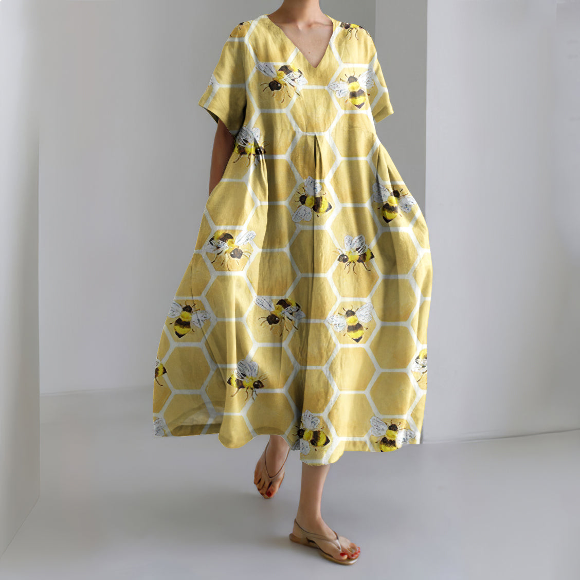 Women's Vintage Bee Art Print Casual V Neck Dress elevenforest