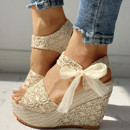 Finely Styled Heels with a Classic Vintage Look
