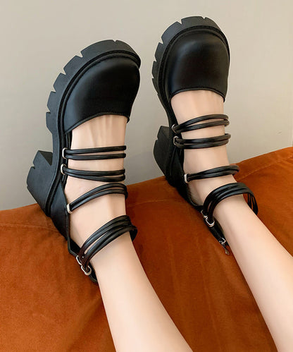 Classic Designed Sandals in a Timeless Cut