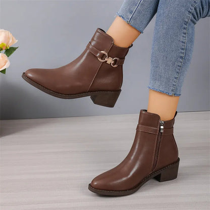 Classic Vintage Shoes with a Flattering Fit