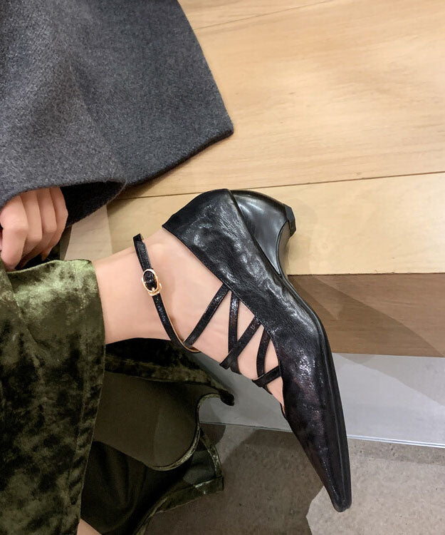 Classic Vintage Shoes with a Flattering Fit