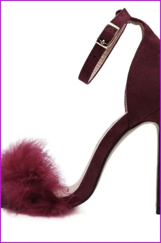 Casually Elegant Heels with a Refined Edge