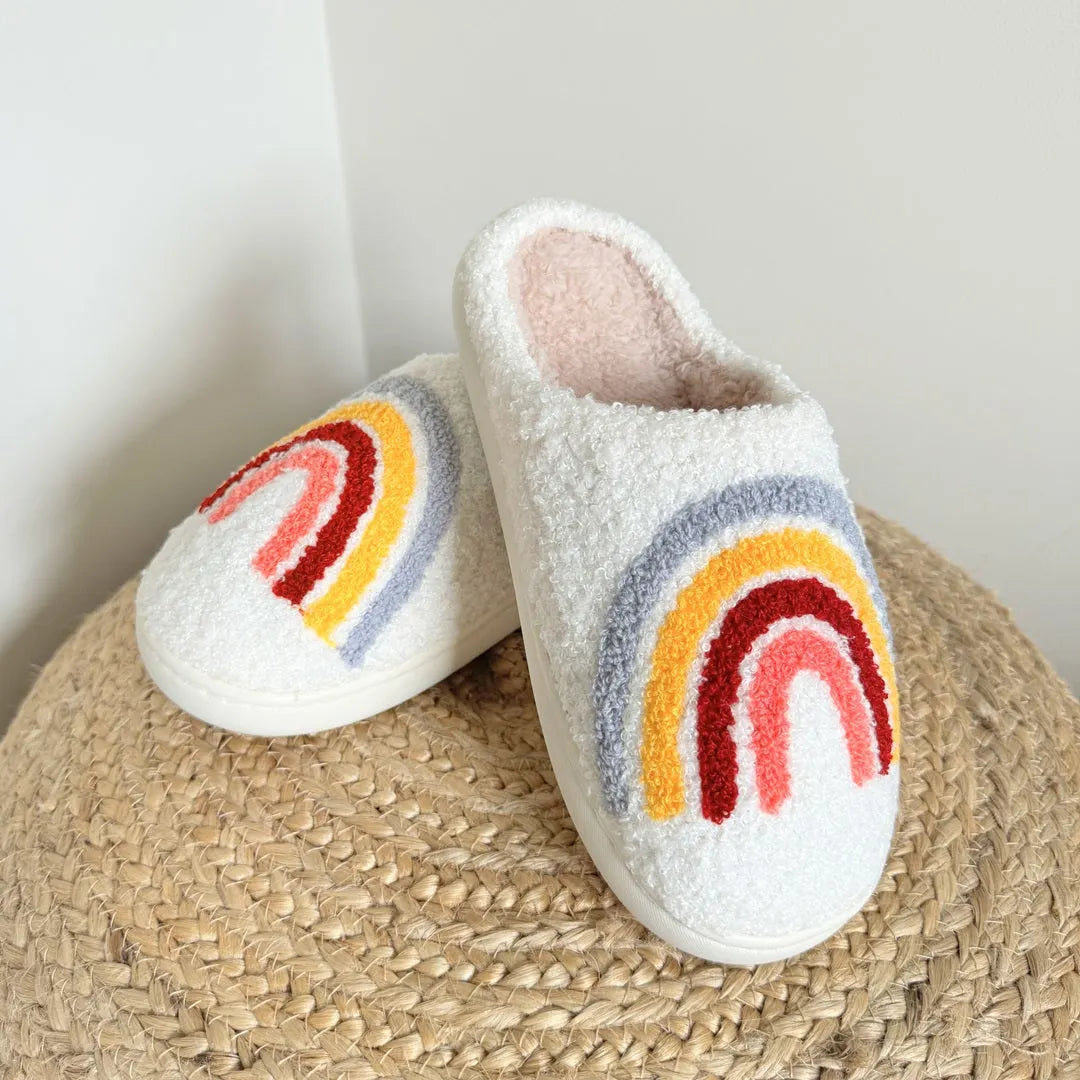 Finely Styled Slippers with a Classic Vintage Look