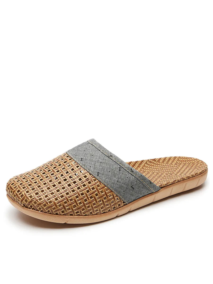 Effortlessly Elegant Slippers with a Timeless Design