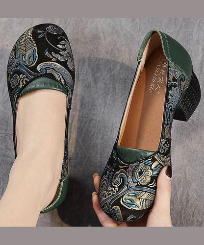 Beautifully Finished Heels in a Timeless Design