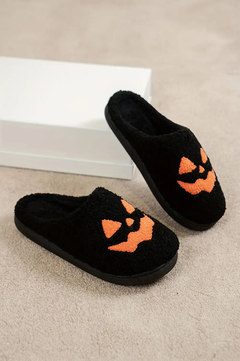 Finely Styled Slippers with a Classic Vintage Look