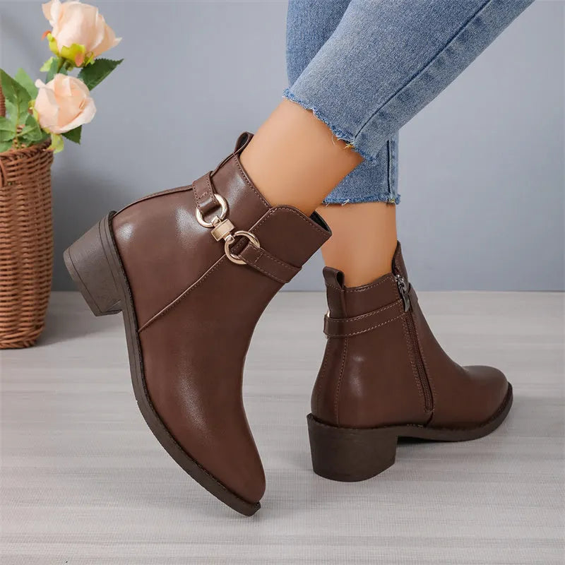 Classic Vintage Shoes with a Flattering Fit