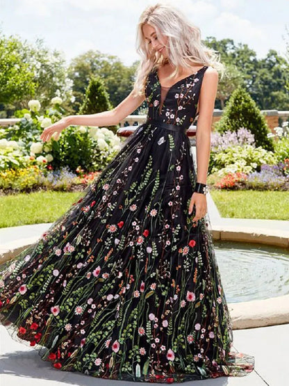 Black Maxi Dress V Neck Sleeveless Flower Embroidered Tulle Prom Dresses