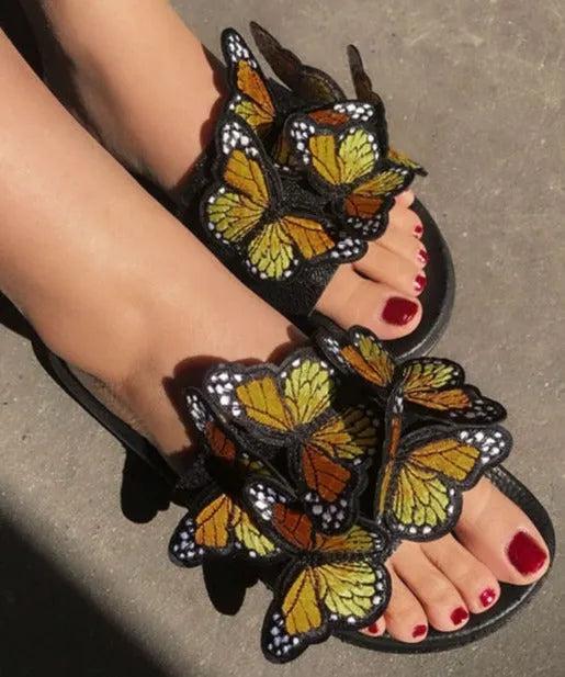 Beautifully Finished Slippers in a Timeless Design