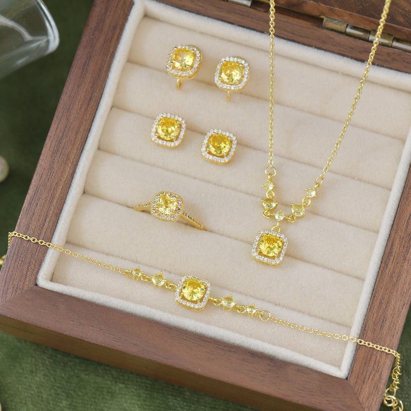 Citrine Halo Du Soleil Ring