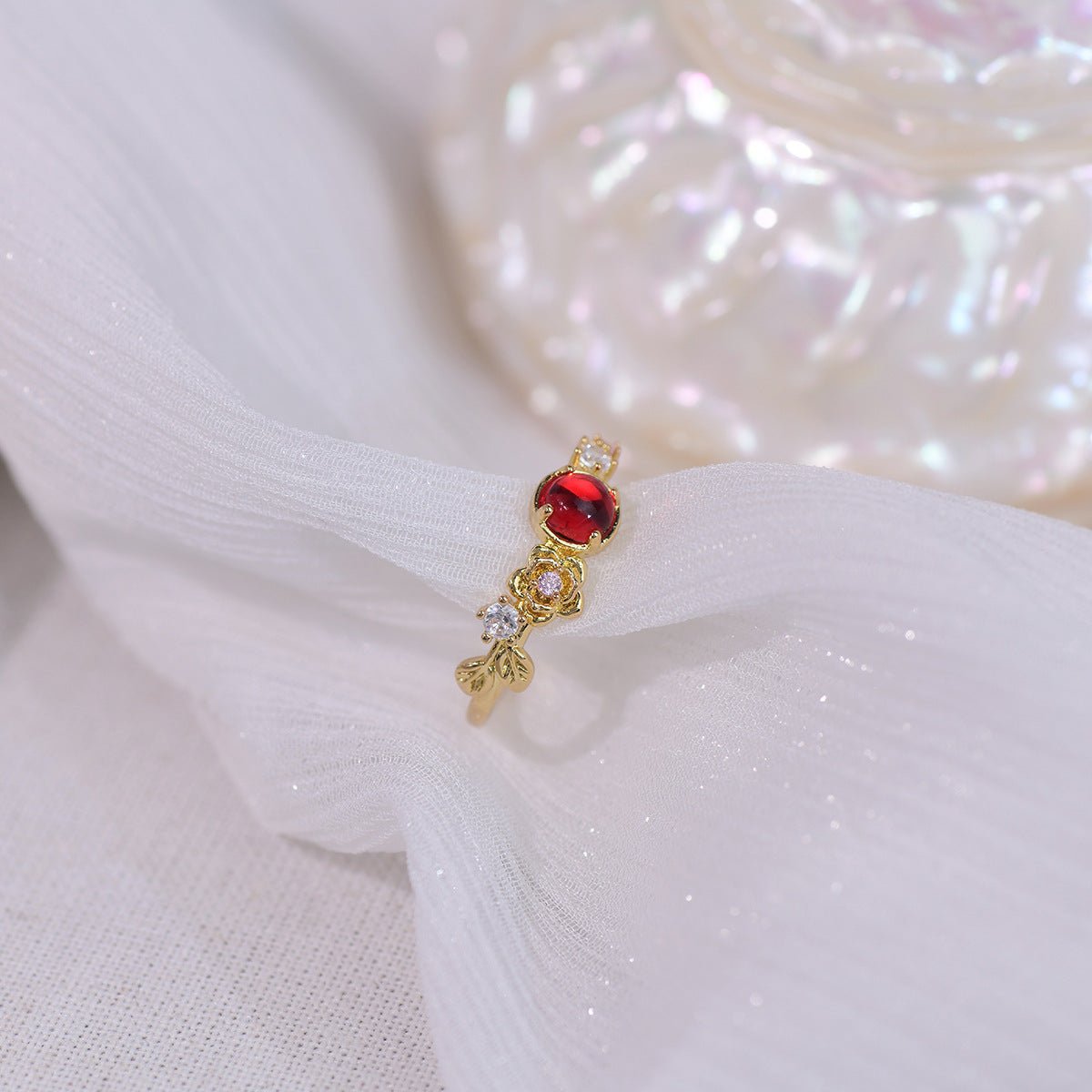 [] Red Gem Rose Ring