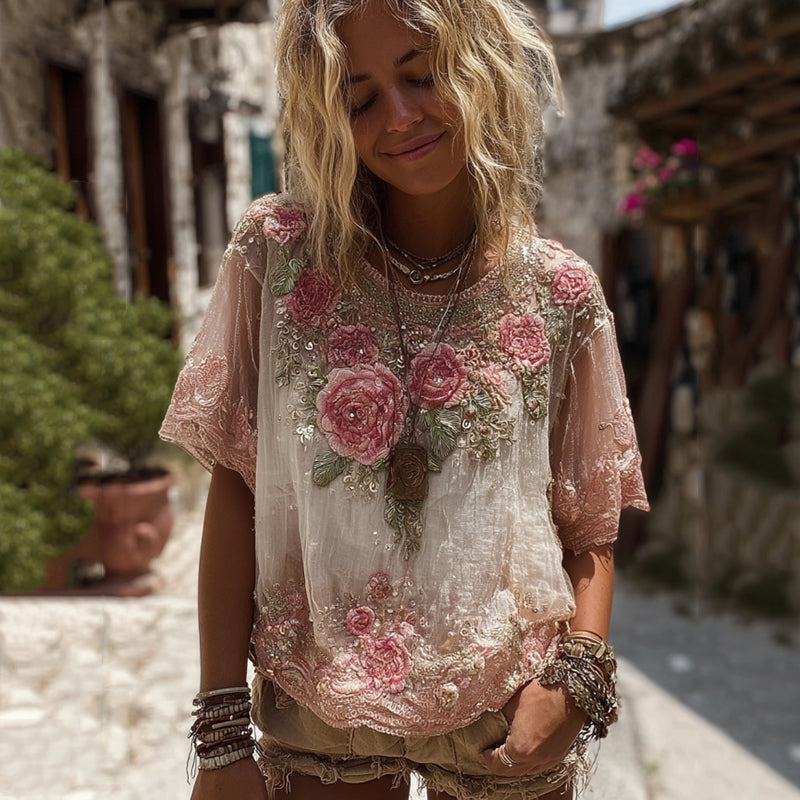 Women's Vintage Pink Floral Pattern Crew Neck T-shirt elevenforest