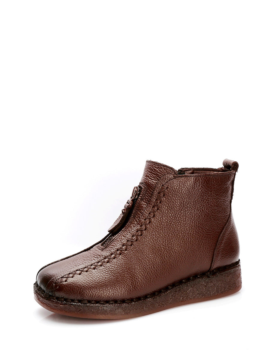 Subtly Elegant Boots with a Refined Vintage Look
