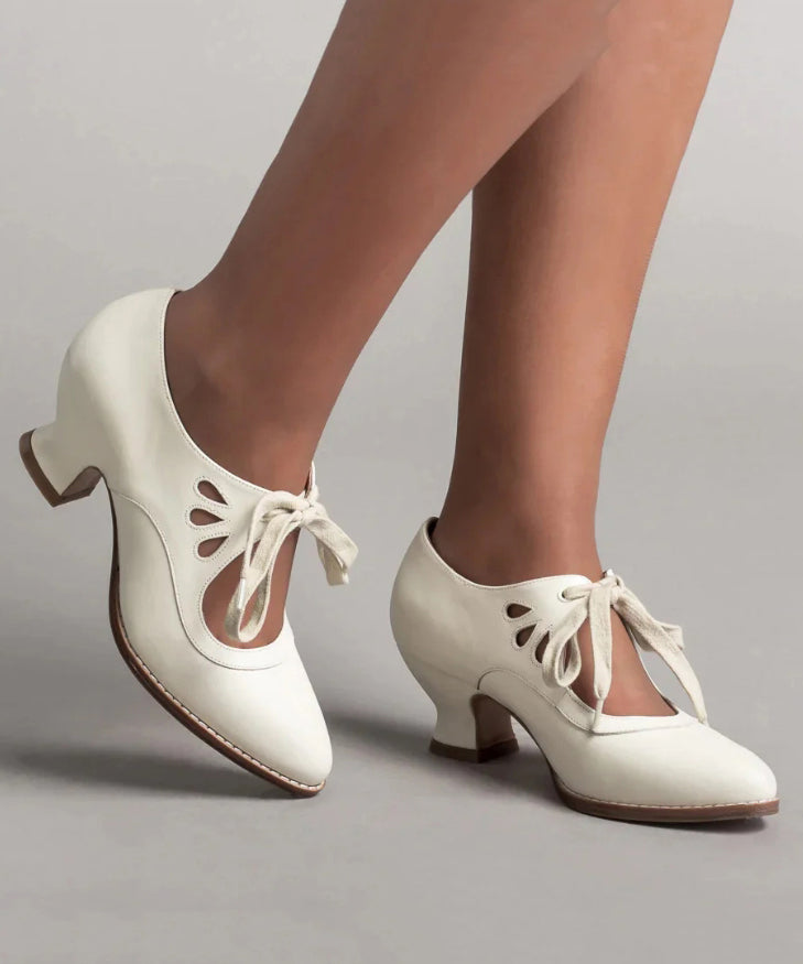 Beautifully Finished Heels in a Timeless Design
