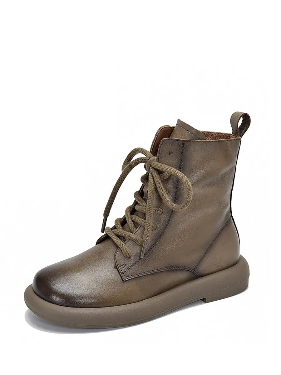 Classic Designed Boots in a Timeless Cut