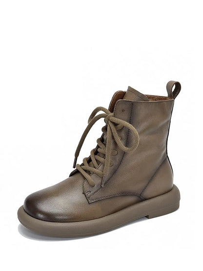 Beautifully Finished Boots in a Timeless Design