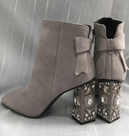 Finely Styled Heels with a Classic Vintage Look