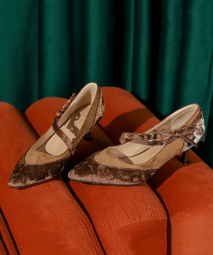 Casually Elegant Heels with a Refined Edge