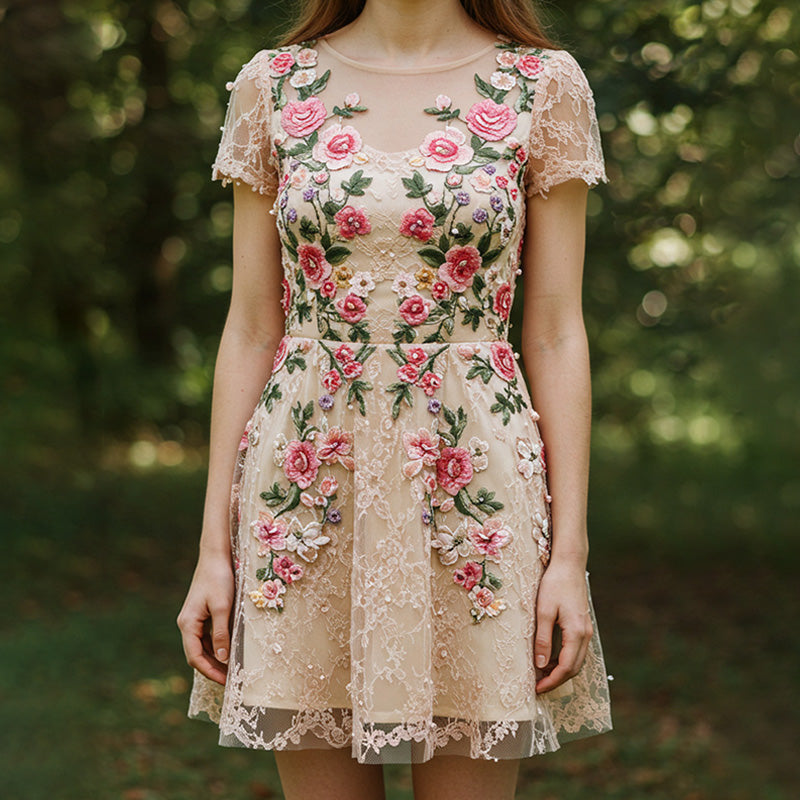 Women's Casual Retro Bohemian Embroidered Floral Print Dress elevenforest