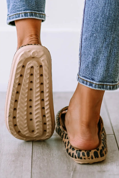 Leopard Print Thick Sole Slippers