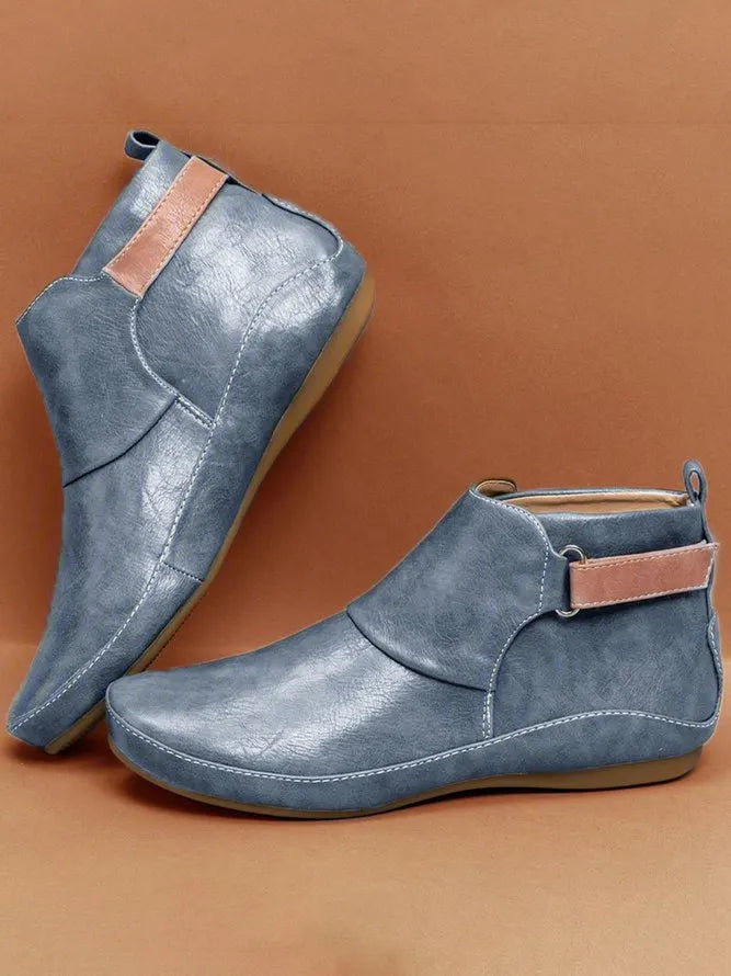 Finely Styled Boots with a Classic Vintage Look