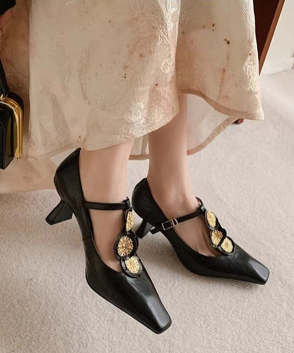 Subtly Elegant Heels with a Refined Vintage Look