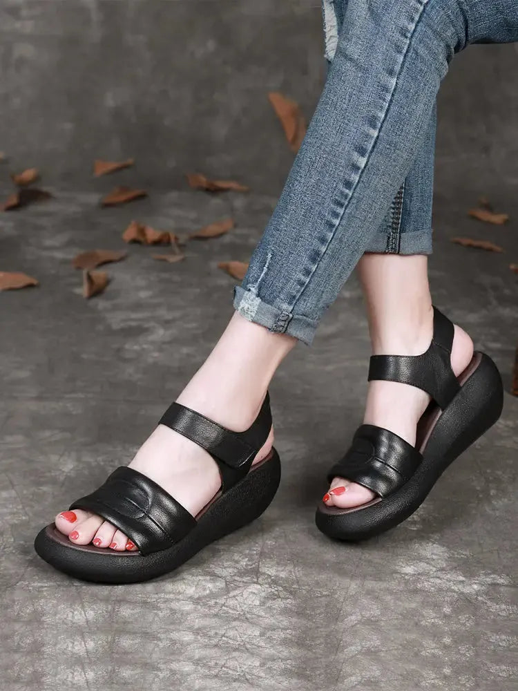 Classic Vintage Sandals with a Flattering Fit